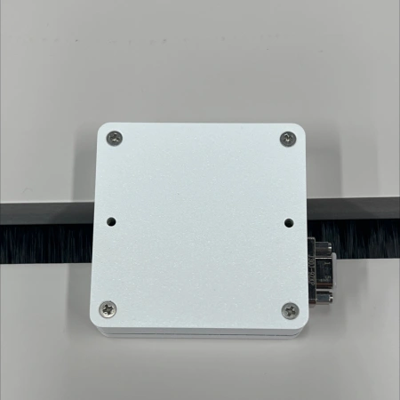 XAL04: ZJ-XAL04-IG is a four-element satellite navigation anti-interference terminal XAL04: ZJ-XAL04-IG is a four-element satellite navigation anti-interference terminal